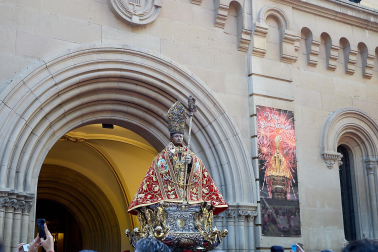 La Comparsa de Gigantes y Cabezudos, en las calles de Pamplona el 7 de julio 2022.