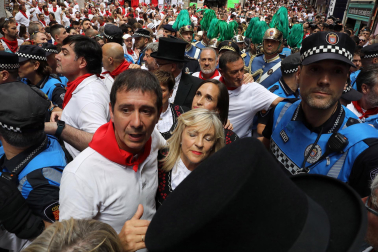 Incidentes durante la procesión de San Fermín.