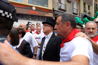 Incidentes durante la procesión de San Fermín.