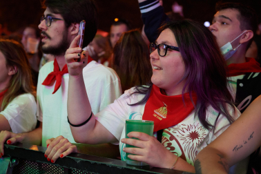 Imagen del concierto de Ms Nina y PtaZeta en los Fueros