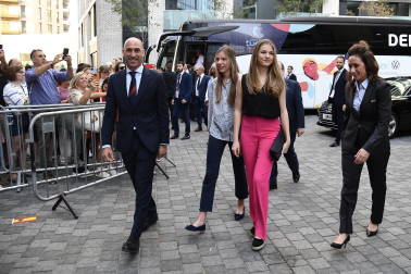 Leonor y Sofía acudieron a Londres para presenciar el partido de España ante Dinamarca de la Eurocopa 2022.