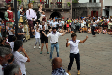 Fotos de la celebración en Elizondo del Día de Santiago.