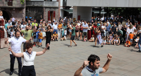 Fotos de la celebración en Elizondo del Día de Santiago.