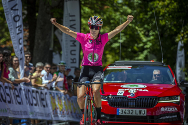 Fotos de la tercera y última etapa de la Vuelta a Pamplona.