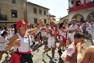 Lanzamiento del cohete de fiestas de Funes