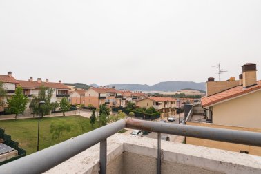 Fantástico ático dúplex en venta en Noáin