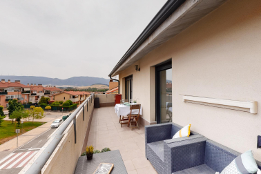 Fantástico ático dúplex en venta en Noáin