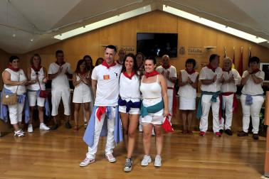 Homenajes y ambiente en el cohete de inicio de las fiestas 2022 en Tafalla