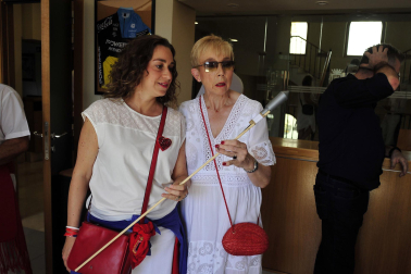 Homenajes y ambiente en el cohete de inicio de las fiestas 2022 en Tafalla
