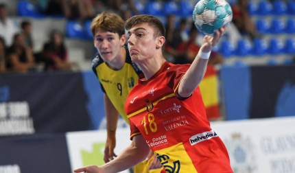 Xavier González, elegido mejor extremo derecho del torneo