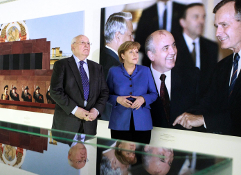 La vida del expresidente ruso Mikhail Gorbachev, en imágenes