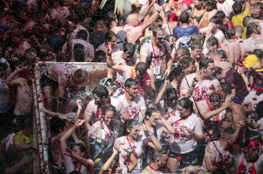 Fotos de la Tomatina de Buñol 2022.