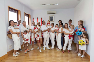 Fotos del cohete de fiestas de Fontellas.
