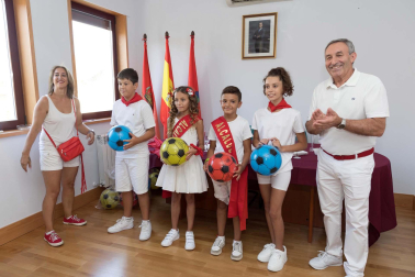Fotos del cohete de fiestas de Fontellas.