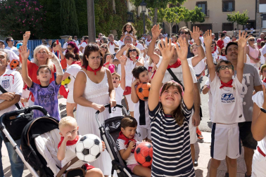Fotos del cohete de fiestas de Fontellas.