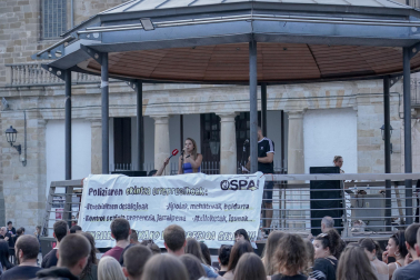 Manifestación del Ospa Eguna 2022 en AlsasuaAmpliar
