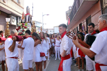 Imágenes del Día Grande de las Fiestas de San Blas de Milagro.