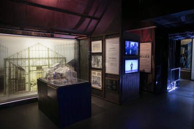 Fotos de la exposición  ‘Empieza el espectáculo. George Méliès y el cine de 1900’.