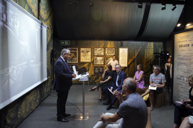 Fotos de la exposición  ‘Empieza el espectáculo. George Méliès y el cine de 1900’.