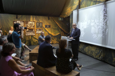 Fotos de la exposición  ‘Empieza el espectáculo. George Méliès y el cine de 1900’.