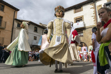 Día grande con la procesión a San Sebastián, patrón de Sangüesa, durante sus fiestas