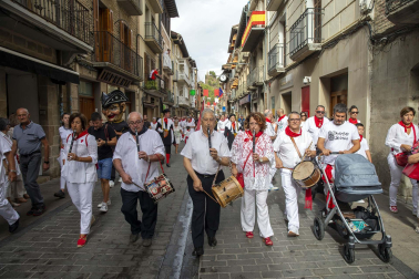 Día grande con la procesión a San Sebastián, patrón de Sangüesa, durante sus fiestas