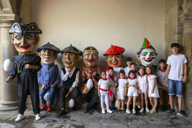 Día grande con la procesión a San Sebastián, patrón de Sangüesa, durante sus fiestas