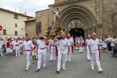 Día grande con la procesión a San Sebastián, patrón de Sangüesa, durante sus fiestas