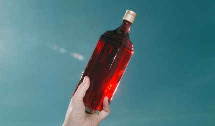 Una botella de Pacharán
