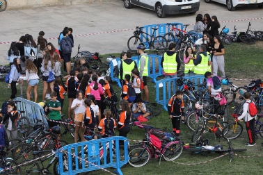 Foto de la bicicletada por las calles de Pamplona.