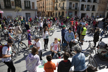 Participantes en el Reto +100 en bicicleta por udela