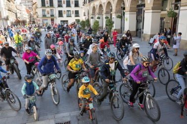 Participantes en el Reto +100 en bicicleta por udela