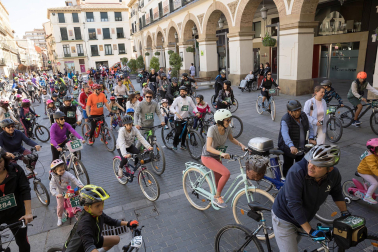Participantes en el Reto +100 en bicicleta por udela