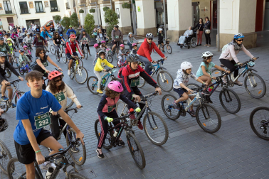 Participantes en el Reto +100 en bicicleta por udela