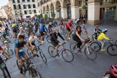 Participantes en el Reto +100 en bicicleta por udela