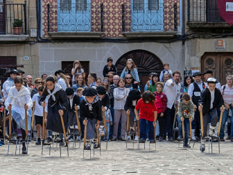 Carreras de layas y mercado de artesanía de Puente la Reina