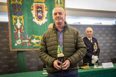 Fotos del acto de la Policía Municipal de Pamplona en honor a su patrón San Miguel. /