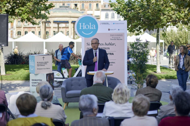 Presentación del programa 'Siempre Acompañados' para las personas mayores