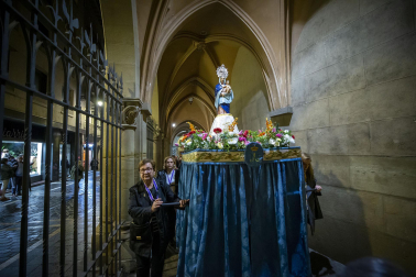 Procesión del Rosario de Cristal en Pamplona