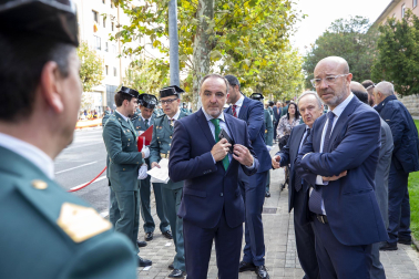 Fotos del desfile de la Guardia Civil en el día de su patrona en Pamplona.