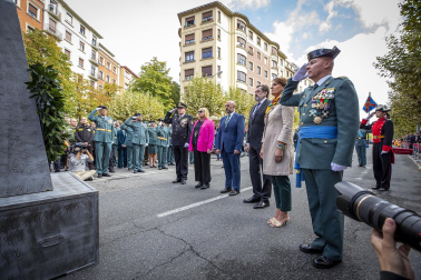 Fotos del desfile de la Guardia Civil en el día de su patrona en Pamplona.