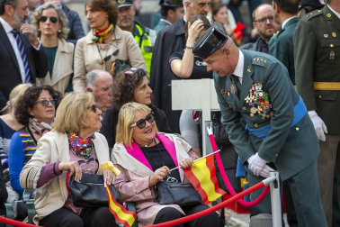 Fotos del desfile de la Guardia Civil en el día de su patrona en Pamplona.