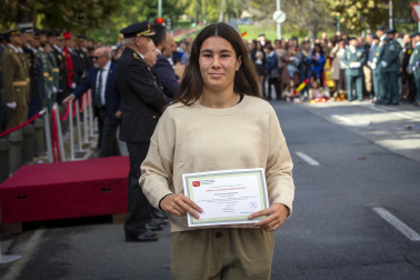 Fotos del desfile de la Guardia Civil en el día de su patrona en Pamplona.