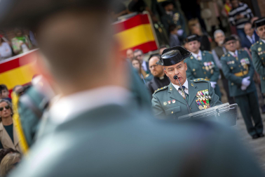 Fotos del desfile de la Guardia Civil en el día de su patrona en Pamplona.