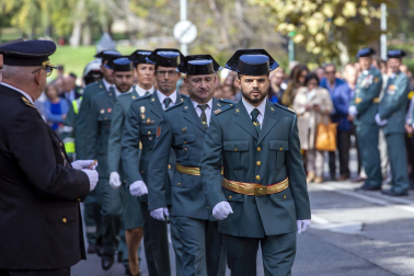 Fotos del desfile de la Guardia Civil en el día de su patrona en Pamplona.