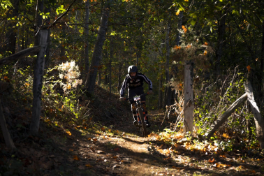 Fotos del Bike Enduro y de la carbonera de Irrisarri Land./