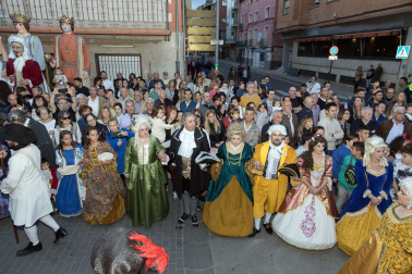 Fotos de la representación teatral de la llegada a Corella del monarca junto a su mujer María Luisa de Saboya en 1711.