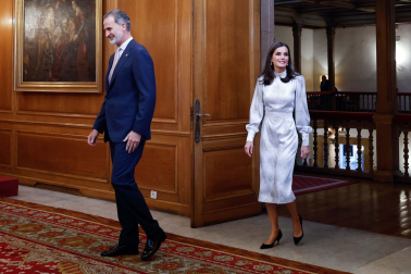 Los reyes Felipe y Letizia, acompañados de la princesa Leonor y la infanta Sofía, reciben en audiencia a los galardonados con los Premios Princesa de Asturias