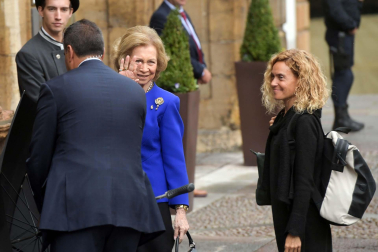 Los reyes Felipe y Letizia, acompañados de la princesa Leonor y la infanta Sofía, reciben en audiencia a los galardonados con los Premios Princesa de Asturias