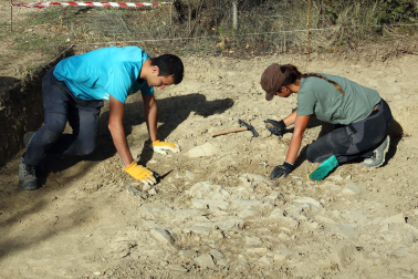 Fotos de las catas arqueológicas en Santa Criz de Eslava.